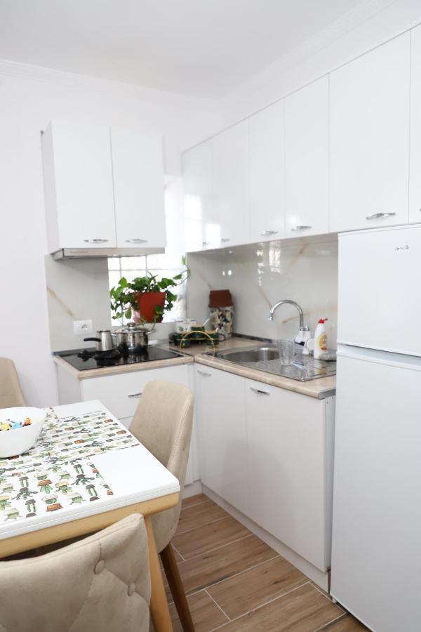 Amelia Apartment Berat Exterior foto